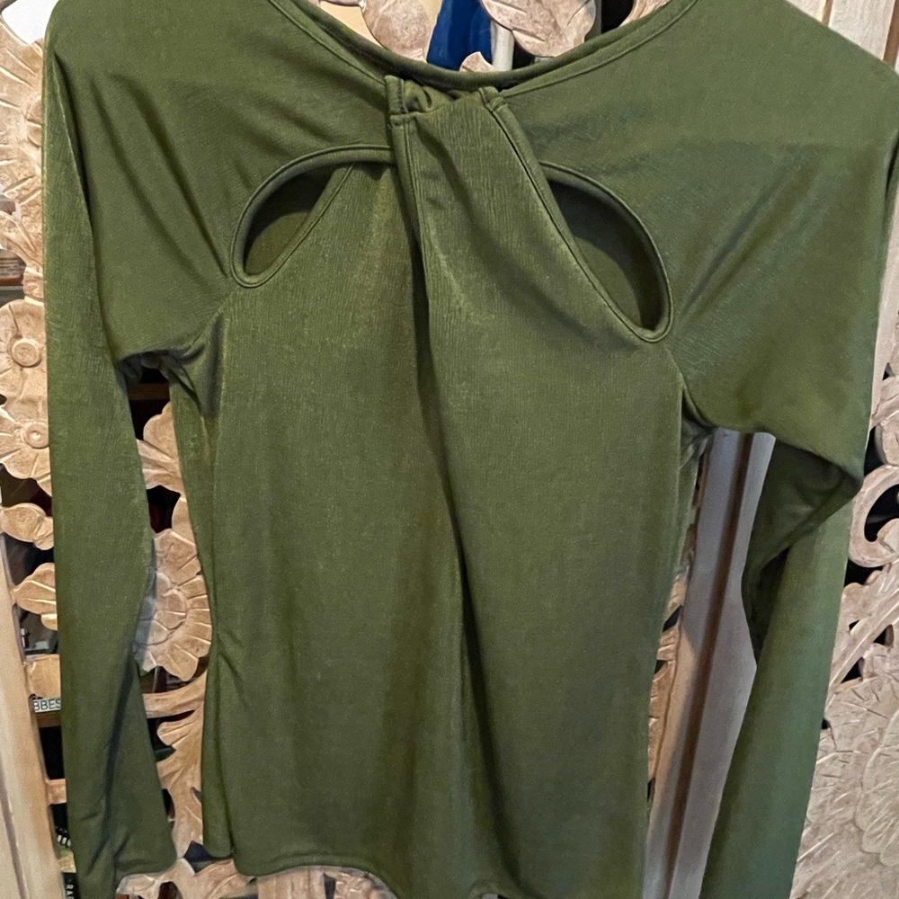 Forever 21 green long sleeve size S